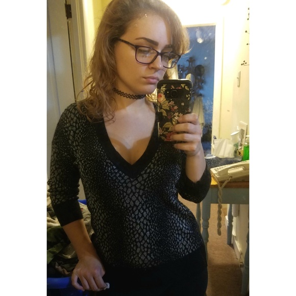 MK Metallic 3/4 Sleeved Sweater - Picture 4 of 4